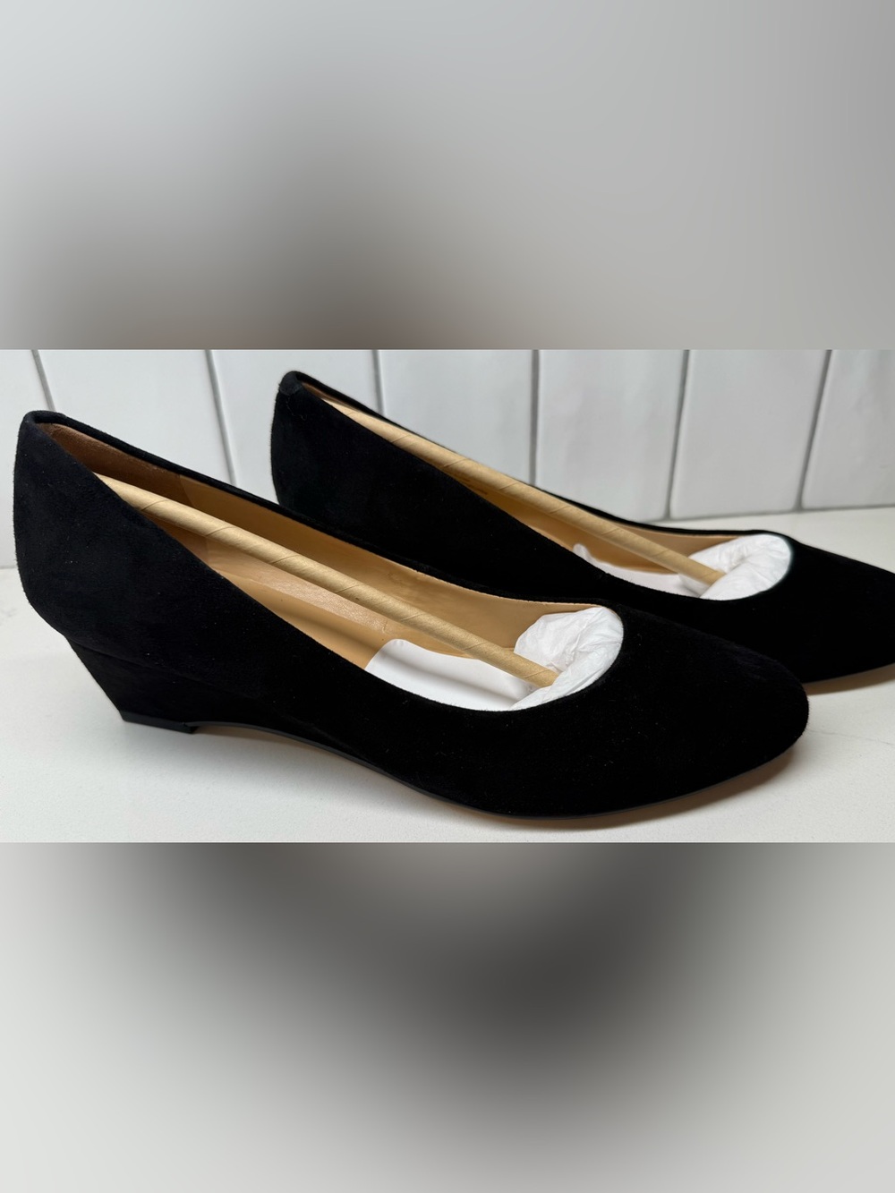 NEW Talbots Emma Wedge Heel Black Suede Leather Pumps Women's Size 7.5W Round